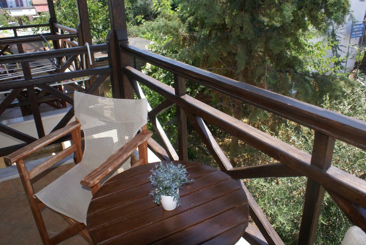 Nostos Rooms Ammouliana Buitenkant foto